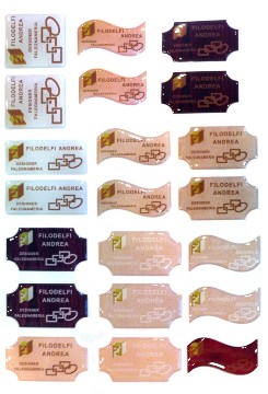 Etichette resinate